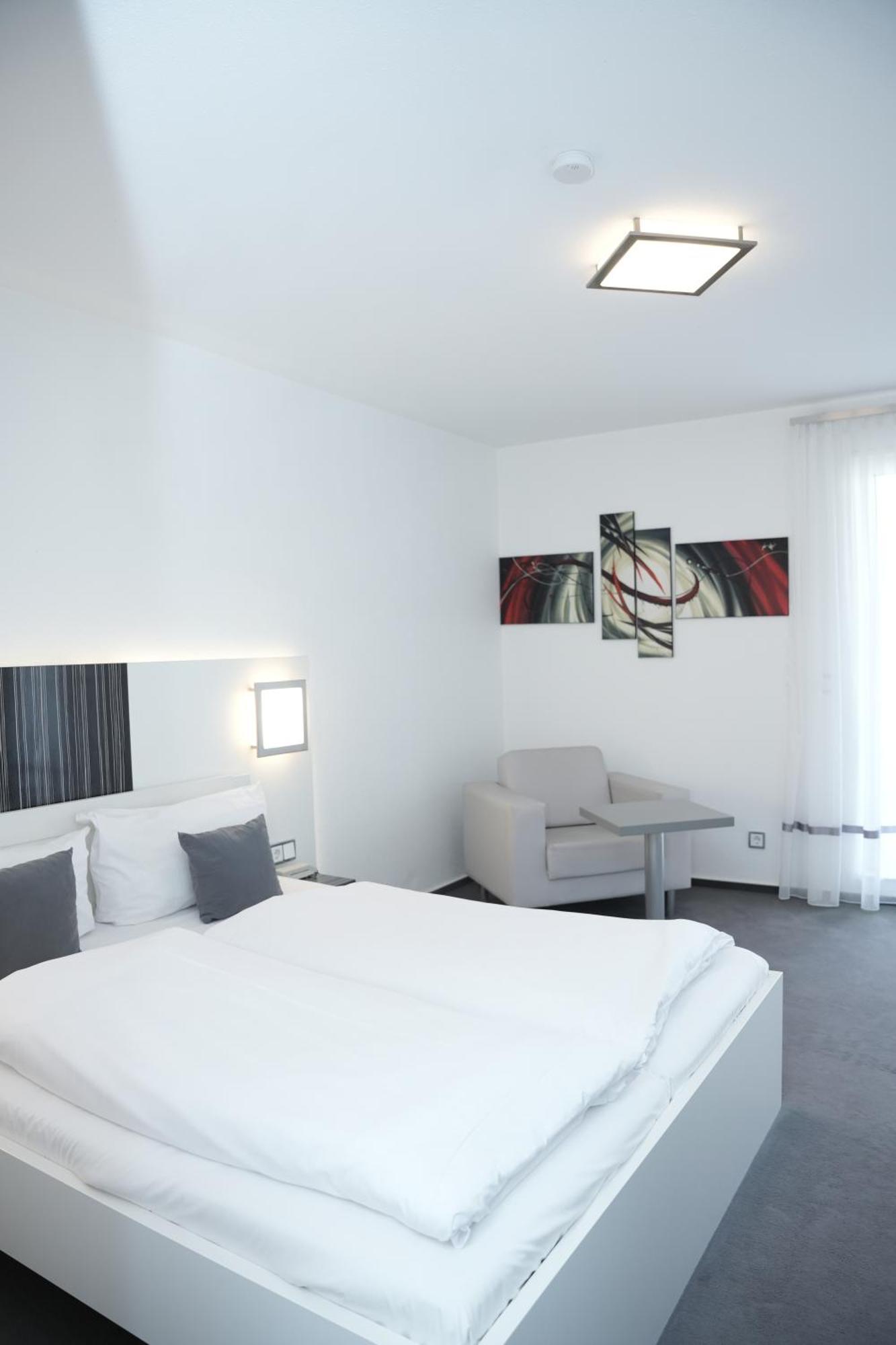 Weber Hotel MHG Exteriör bild